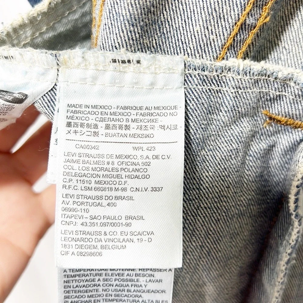 Levi's Shibori Repaired Denim Trucker Mens size Large Tie-Dyed, Distressed